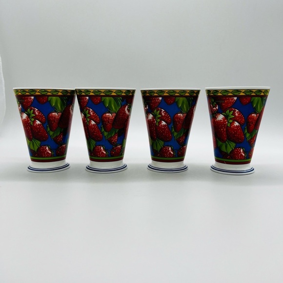 St Michael Strawberry Patterned Mugs - Set of 4 Bone China Made in the UK - Picture 8 of 14